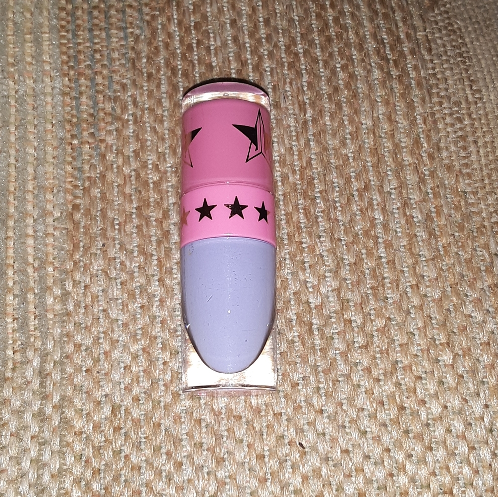 Jeffree star blue lippie color Diamond